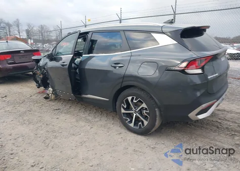 2023 Kia Sportage Hybrid Ex z USA, uszkodzony, nr VIN KNDPVCAG4P7067778